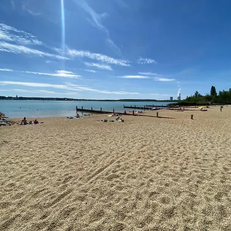 2 Raum Mit Terrasse, Hell Und Stilvoll Apartman Borna